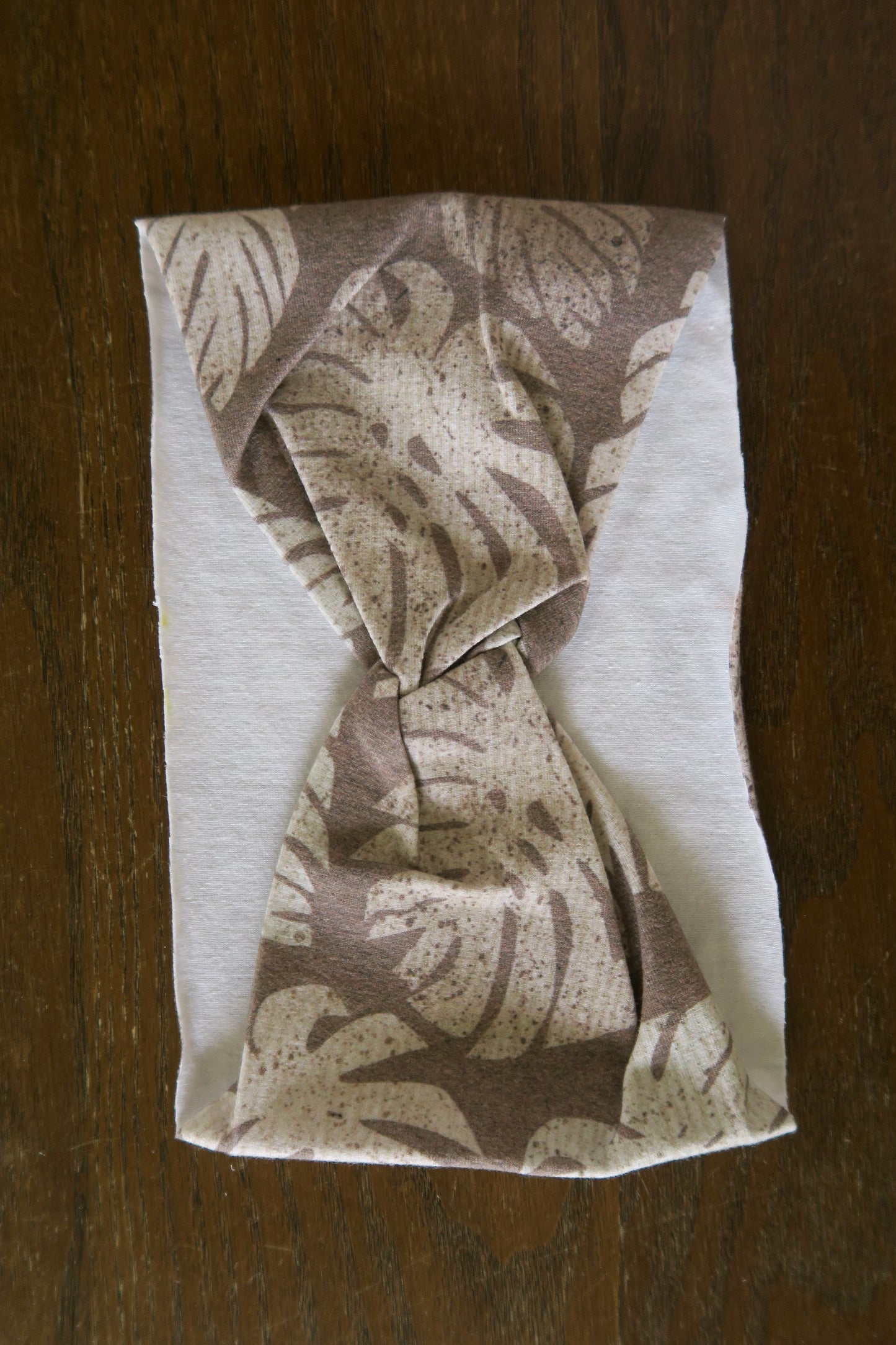 Brown Monstera Mosaic