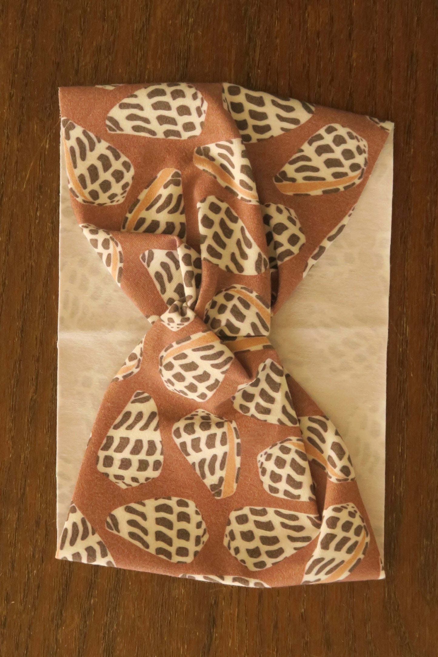 Mocha Hebrew Cone