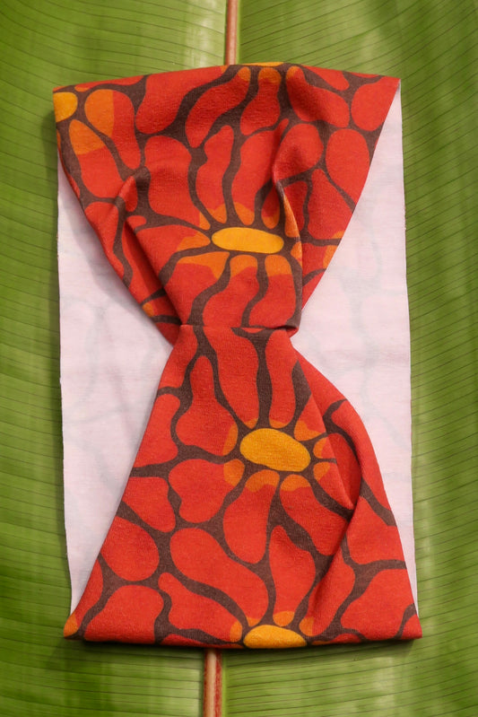 70s Abstract Flower