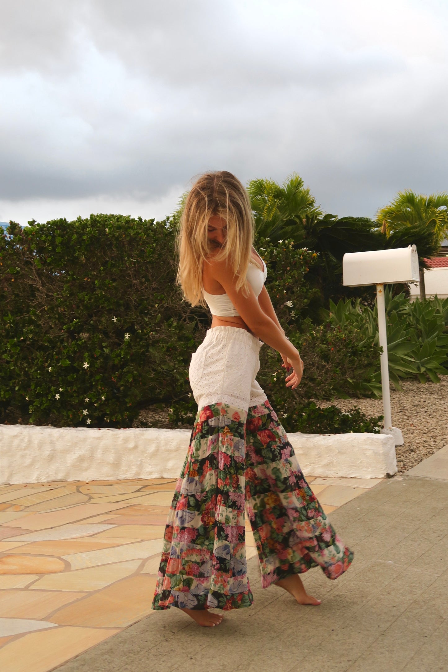 Paloma Flares