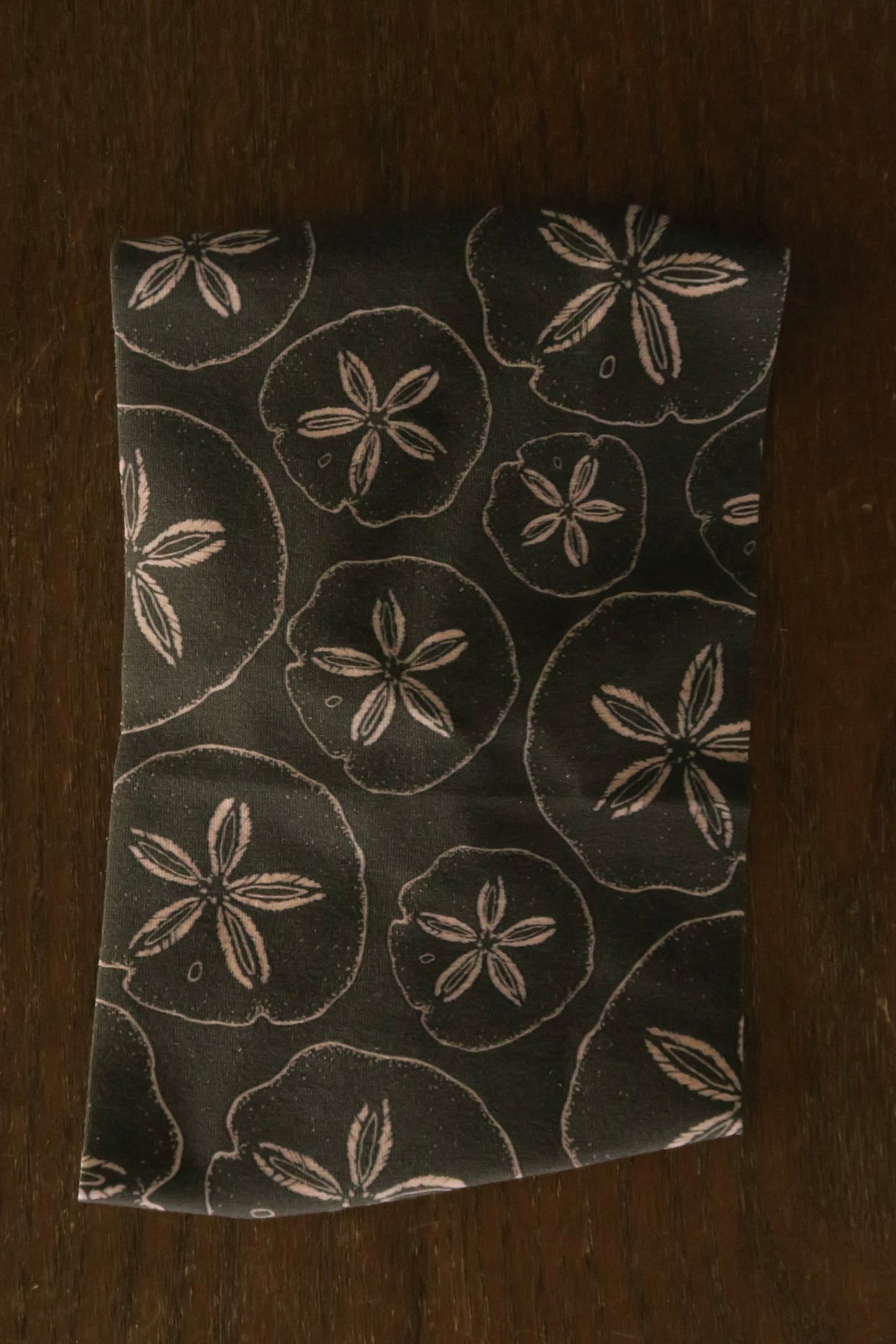 Black Sand-dollar