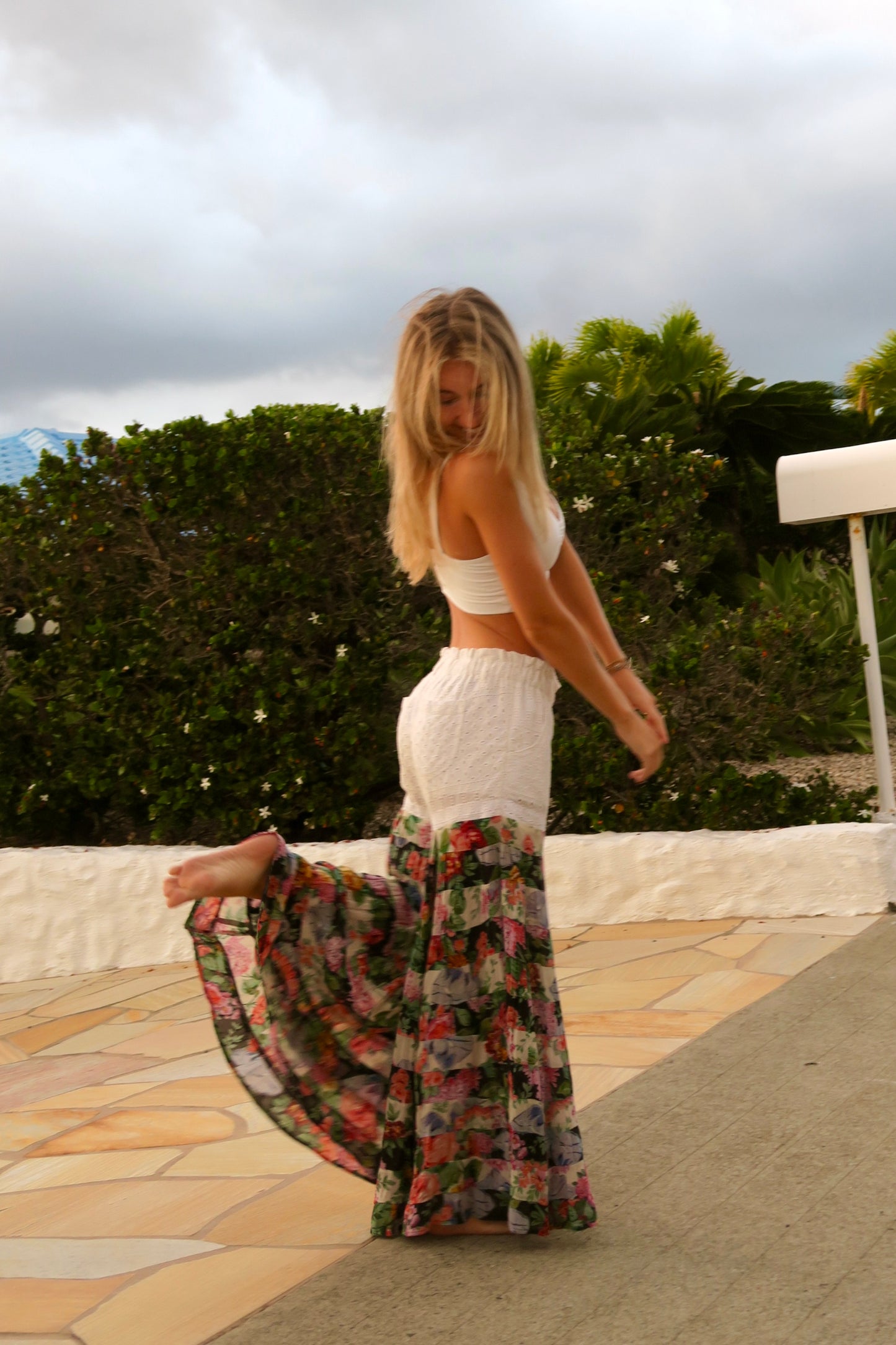Paloma Flares